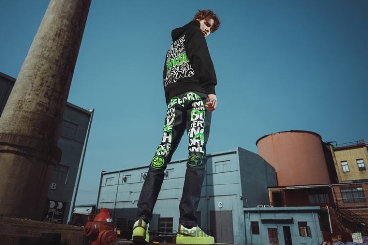 Razer Evisu Daicock-Print mit Stickerei, Carrot-Fit-Jeans #2017 Bekleidung eine Farbe 46PD192